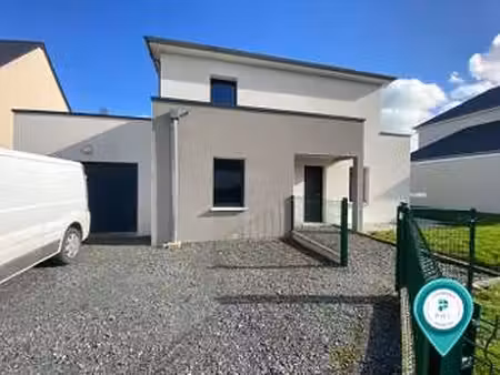 location maison à merville-franceville-plage (14810) : à louer / 123m² merville-francevill