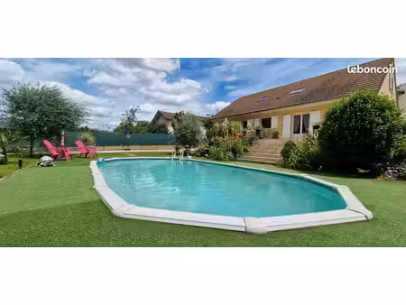 maison récente confortable et très bien entretenue