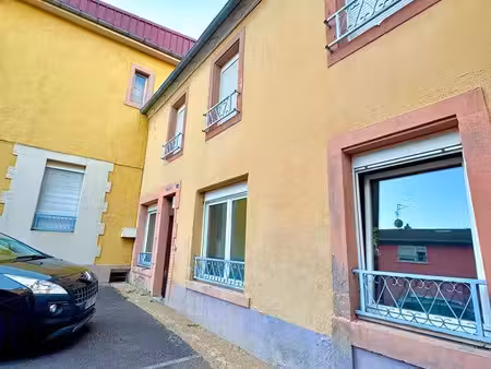 ? belfort – maison f5 de 101 38 m² + terrasse de +30 m² + 3 stationnements