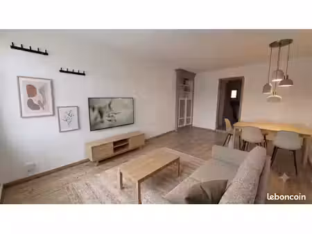 maison meublée 3 chambres avec cour