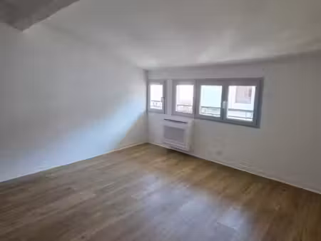 studio 1 pièce 18 m²