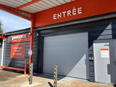 grand garage - box de plein 24 m2