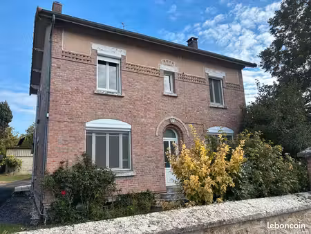 maison t7 à saint souplet sur py