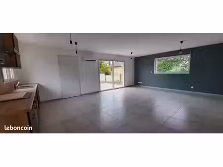 villa 4 pièces 93 m2