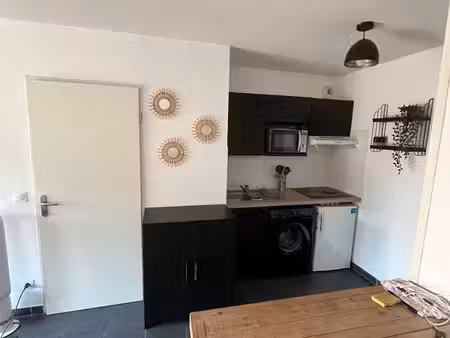 a saisir: location appartement meublé 2 pièces 43 m² avec terrasse de 28 m²