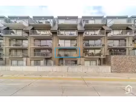zeer mooi en gunstig gelegen appartement in hartje ninove