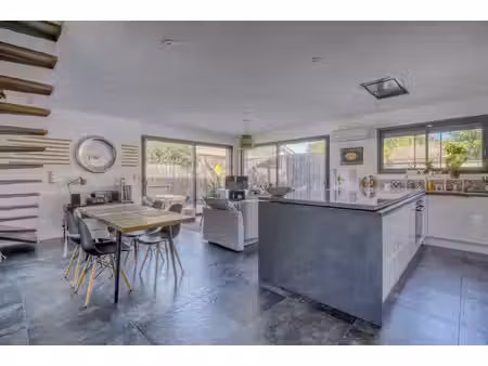 maison 4 pièces de 102m2 sur parcelle de 365m2