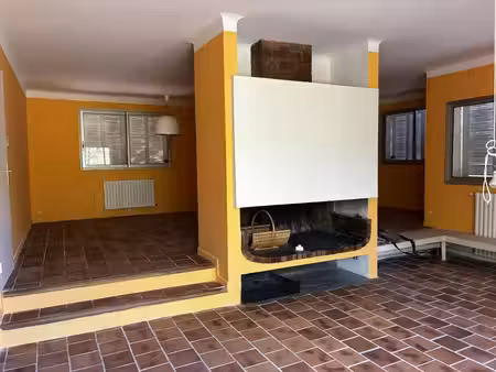 villa atypique de type p4 avec jardin - quartier camplanier nimes