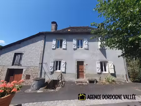 maison de village en pierres avec terrain attenant de 2 5 ha