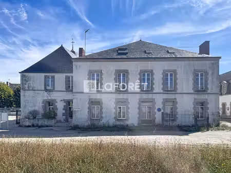 ideal investisseur! immeuble josselin 25 pièce(s) 830 m2