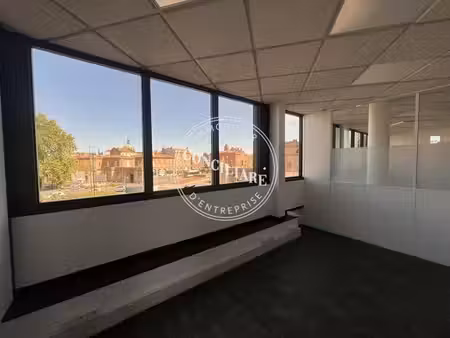 location bureaux 272m²