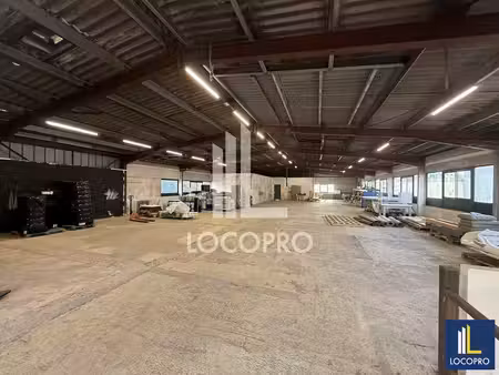 location local d’activités cannes 06150 600m²