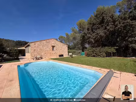 maison gareoult 5 pièce(s) 155 m2