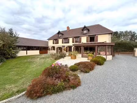 # méautis (50) – propriété de caractère avec plus de 900 m² de bâtiments – idéale pour ent