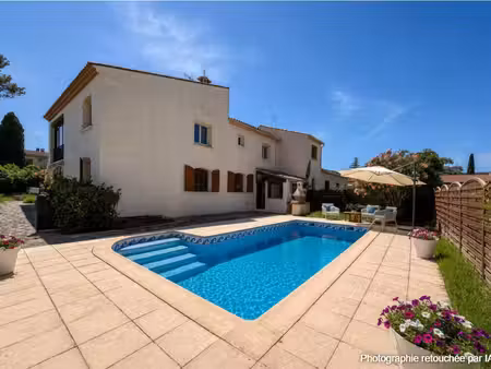 saint-gély-du-fesc : villa 7 pièces 176 m² + piscine + garage - fort potentiel patrimonial
