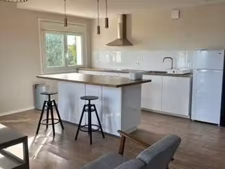 location appartement 2 pièces meublé à paimboeuf (44560) : à louer 2 pièces meublé / 59m² 