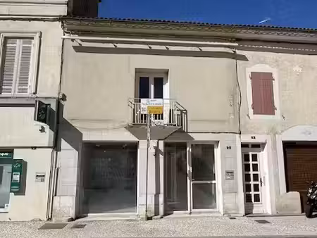 vente immeuble 0 pièces 120 m² à montguyon (17270)  147 000 €