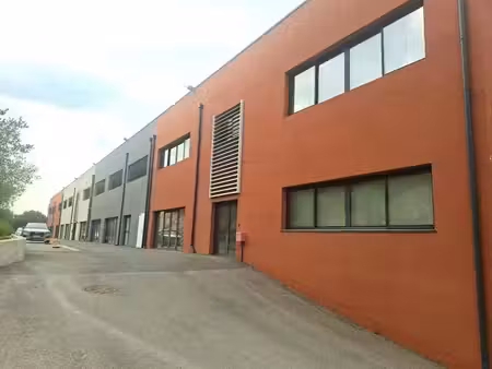 location local d’activités saint raphael 83700 71m²