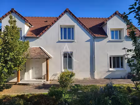vente maison 8 pièces  245.00m²  évry