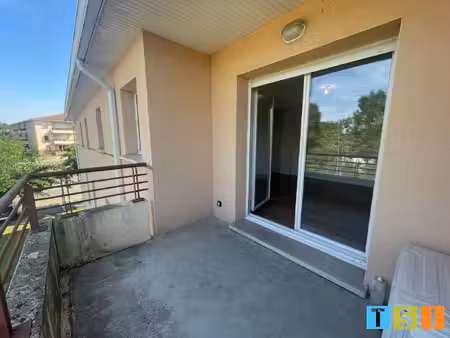 location appartement 2 pièces 39m² st gaudens 31800