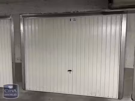 parking à louer - cannes (06) - 120€