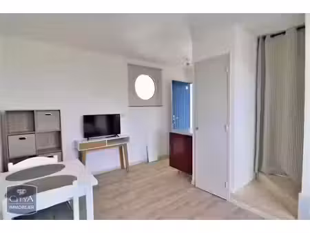 appartement à louer 1 pièce 17.92 m² - royan (17) - 550€