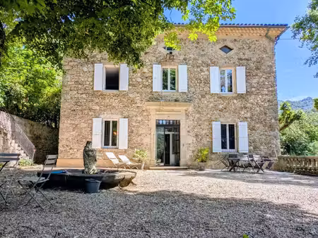 vente maison 11 pièces 528 m² vals-les-bains (07600)