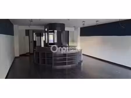 location commerce pau 64000 100m²