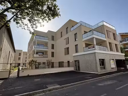 vente commerce craponne 69290 70m²