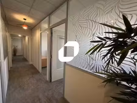 vente bureaux 81m²