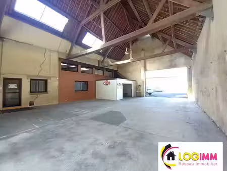 vente local industriel 800 m² le quesnoy (59530)