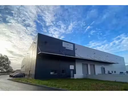 location entrepôt pompignac 33370 3003m²