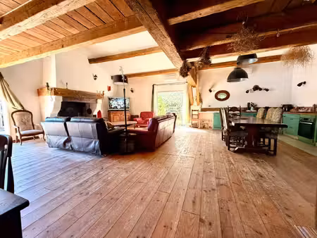 gruissan – plages à proximité  maison de caractère 195 m² avec dépendance et piscine