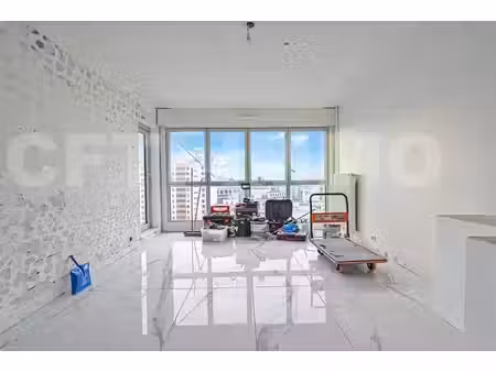 appartement 5 pièce(s) 93 m2