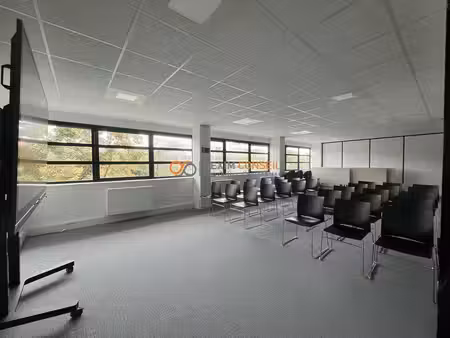 location bureaux gennevilliers 92230 550m²