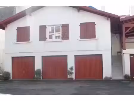 location parking à biarritz (64200)  106 €