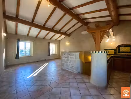 location maison 3 pièces 61.33 m² à aureille (13930)  765 €