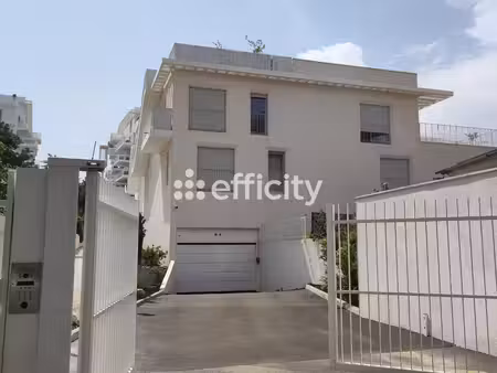 parking - 12 m²