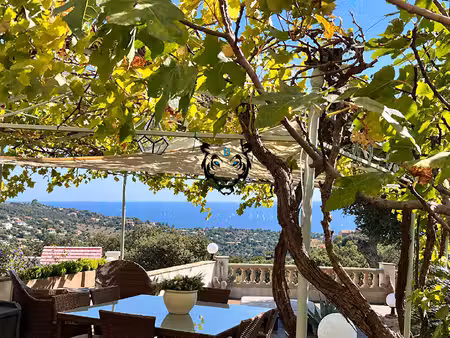 mazet les issambres - vue mer - terrasse - garage