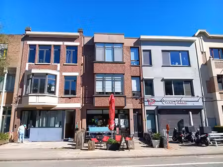commercieel te koop in deurne met 3 slaapkamers