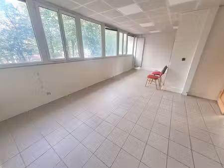 bureaux 103m2 lumineux