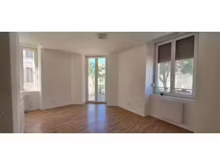 mulhouse centre – t1 22 m² avec douche à l'italienne – 26 rue de tunis