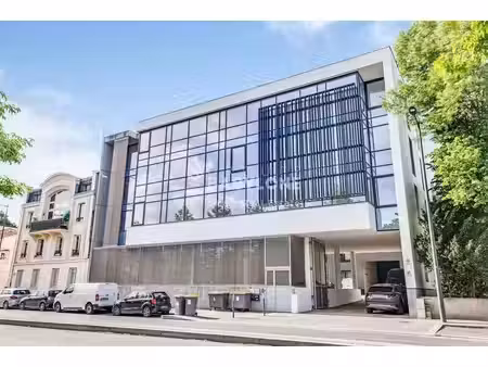 location bureaux 1056m²
