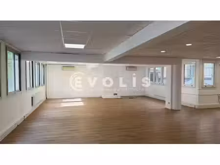 location bureaux paris 75009 575m²