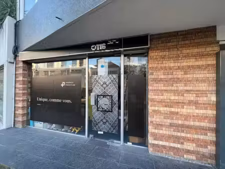 vente bureaux puteaux 92800 114m²