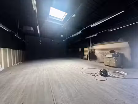 location commerce 2 pièces 230 m² à perpignan (66000)