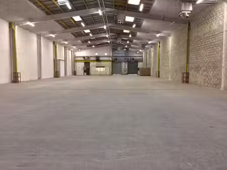 location entrepôt garges les gonesse 95140 850m²