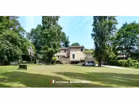 demeure en pierre xviiie avec maison indépendante  piscine et parc de 4 100 m2