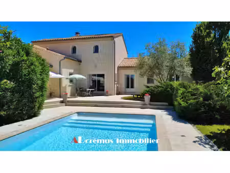 haut bouliac villa provençale avec piscine chauffée et jardin méditerranéen