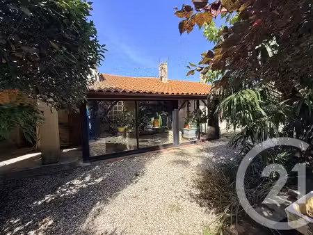 maison à vendre - 6 pièces - 213 m2 - queyrac - 33 - aquitaine